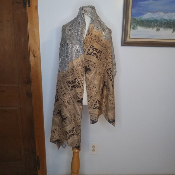 Vince Camuto silk scarf Dry clean only - Picture 11 of 11